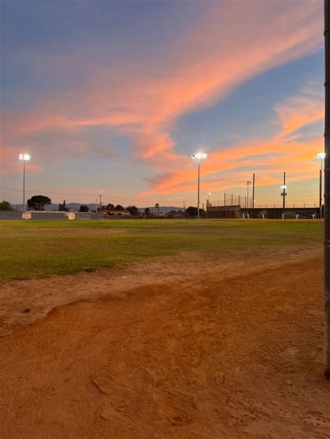 Pin By Jessica Hoffman On Jaylahs Softball Aesthetic Pictures