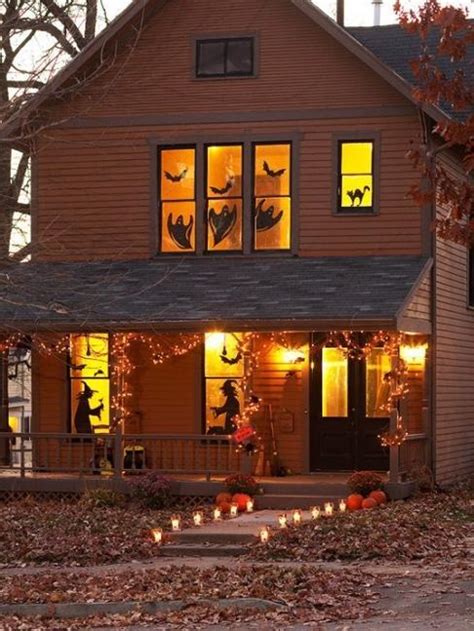 30 Simple Halloween Ideas For Mysteriously Glowing Window Decorations