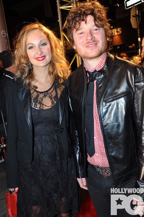 Изучайте релизы yann perreau на discogs. Yann Perreau est papa d'un petit garçon | Hollywoodpq.com