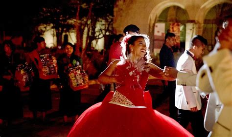 La Fiesta De Quinceañera What To Know About Mexicos Sweet Sixteenth