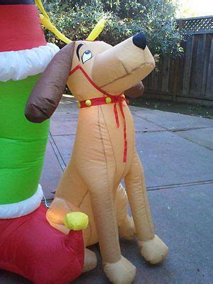 Based in houston, texas, we offer all manner of yard art and lawn decorations for all your favorite holidays. Gemmy Airblown Inflatable Blow up Grinch & Max Christmas ...