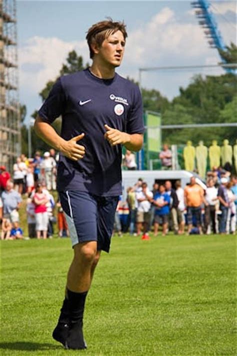 Check this player last stats: Hansa Rostock suspendiert Kevin Pannewitz | Rostock-Heute