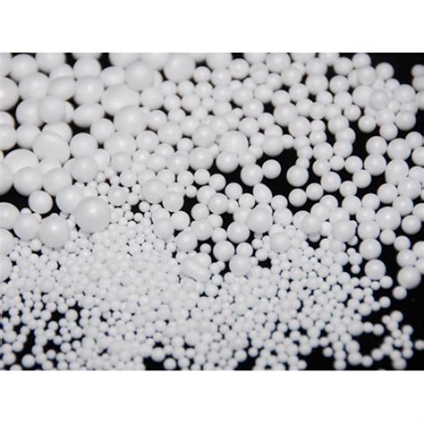 โฟมเม็ด คือ เม็ดพลาสติกที่ทำให้ฟู โดยใช้ก๊าซ pentane (c5h12) ทำให้ ขยายตัวเมื่อได้รับความร้อนจาก ไอน้ำ(steam) ก็จะกลายเป็นเม็ดโฟม ขาวๆ และถูกนำไปใช้ในงาน. จำหน่ายเม็ดโฟม | คำค้นหา | รับผลิตโฟมขึ้นรูป - สยามโฟม