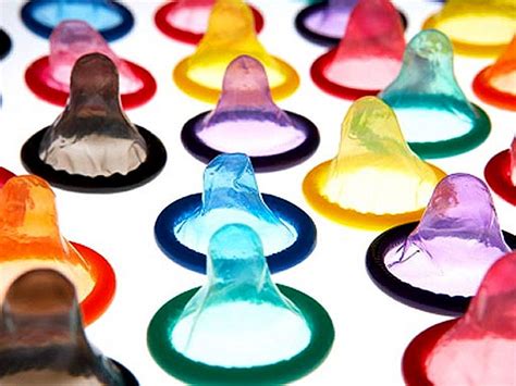 Teens Invent Color Changing Condoms To Warn Of STDs Sexually