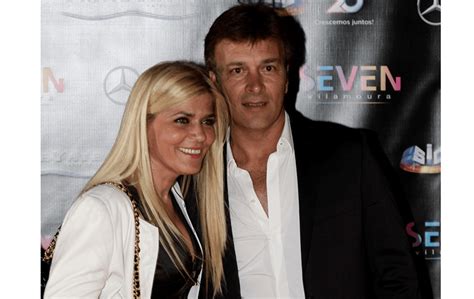 O reencontro foi emotivo, por ser o primeiro desde a morte da filha mais nova do músico, sara carreira, que perdeu a. Segredo revelado! Tony Carreira tem namorada de 38 anos ...