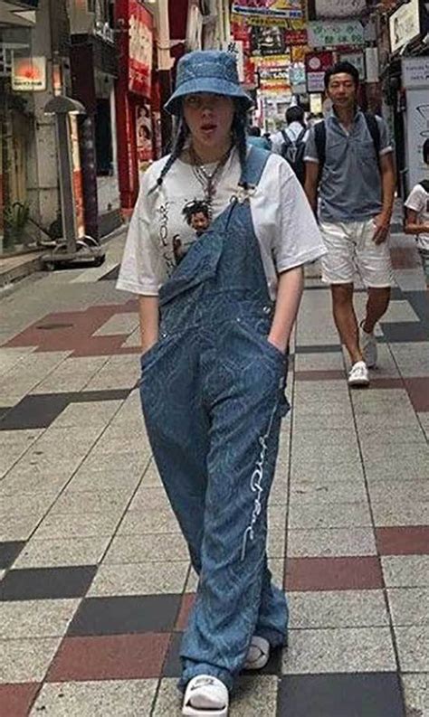 Our house is on fire. Billie Eilish Fashion Style with 40+ Outfits - Outfit Styles