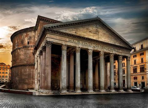 Ancient Roman Pantheon Roma Bella