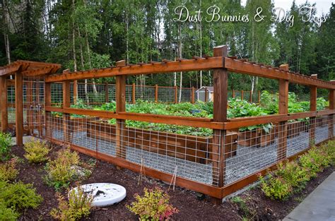 This forms a physical barrier which prevents the deer from entering your garden and causing damage. 10 Raised Garden Fence Ideas, Amazing as well as Gorgeous ...