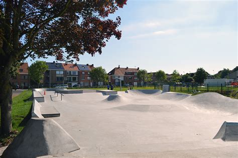 Check spelling or type a new query. Skatespots.be :: skatespots and skateparks