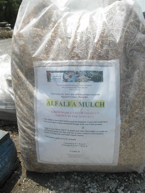Alfalfa Mulch Mulch Alfalfa Veggie Garden