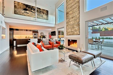 Los angeles ist ein wichtiges wirtschaftszentrum und sitz vieler unternehmen, die teil der fortune 500 sind. Hollywood Hills Contemporary, California - Los Angeles ...