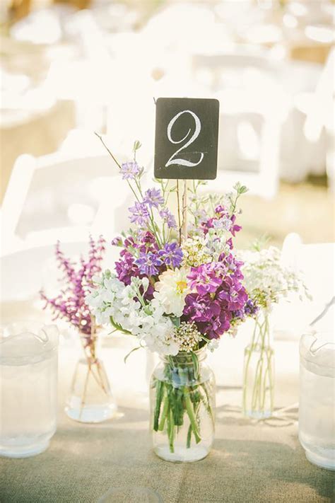 What kind of centerpieces are good for a wedding table? Stunning Handmade Wedding Table Decorations | CHWV