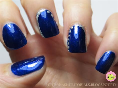 Nashi Tutorials Blue And Metallic Silver Nail Art Nail Art For Beginners