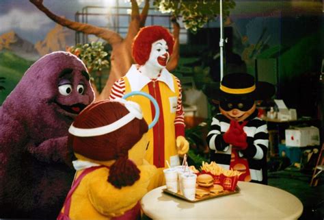 It S The Mcdonaldland Characters Getting Ready To Film The End Scene For Bubbles An
