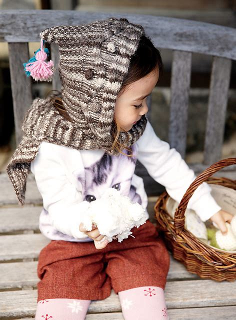 Begagnad ✓ pris 45 kr ✓ • tradera.com. Ravelry: Erfurt Hooded Scarf pattern by Pierrot (Gosyo Co ...