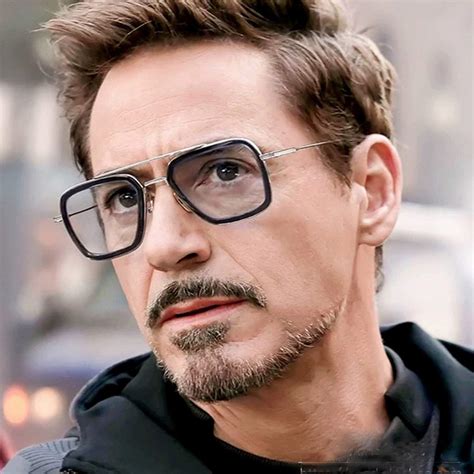 Tony stark sports a new look in avengers: Tony Stark Iron Man Avengers Infinity War Endgame ...
