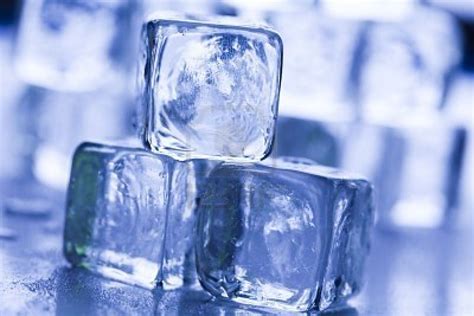 Umumnya, air terjun manapun memilki karakteristik. Mengapa Air Panas Dapat Membeku Lebih Cepat Daripada Air ...