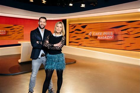 Här i det fjärde och sista avsnittet träffar vi oskar seth från linköping, tobias jernsand från warberg och fredrik svensson från. "Lässige Information": CAFÉ PULS - Das Magazin startet auf ...