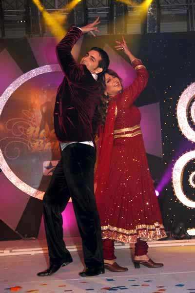 Jaspal And Savita Bhatti Performing At The Launch Of The Dance Reality
