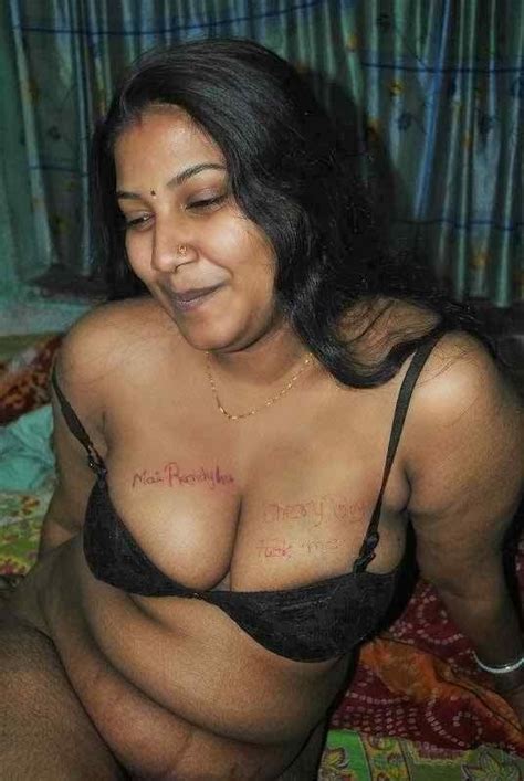 Desi Aunty Big Boobs Nude Leaked Pics Set 4 6 Pics Xhamster