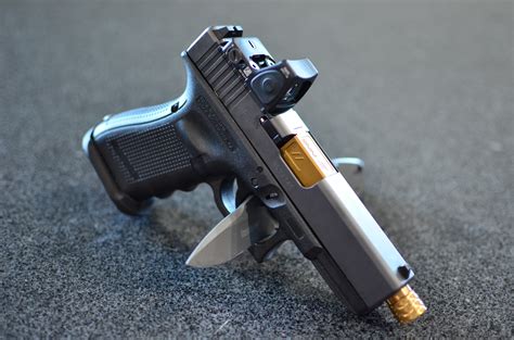 Glock 19 Gen 5 Mos Custom Glock 19 Gen 5 Mos Trijicon 9mm
