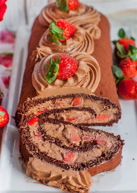 Nutella Strawberry Swiss Roll Cake Video Tatyanas Everyday Food