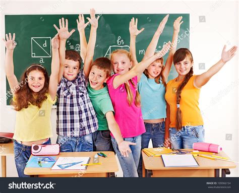 Group Happy School Child Classroom Foto Stock 109966154 Shutterstock