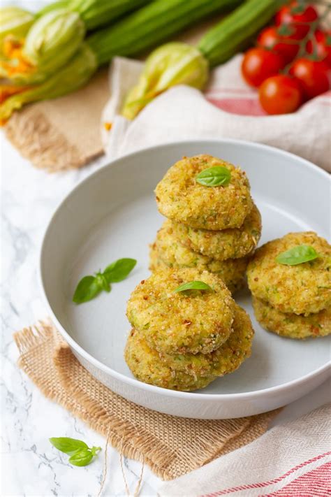 Le polpette sono di solito fatte di carne, pesce o verdura. Polpette di miglio, ricotta e zucchine | Ricette, Idee ...