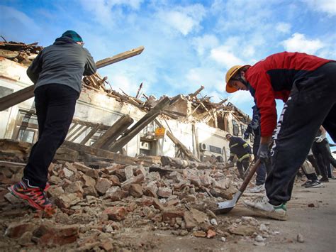 In österreich ist es zu einem erdbeben der stärke 4,5 gekommen. Kroatien: Caritas hilft nach Erdbeben vor Ort: Caritas Linz