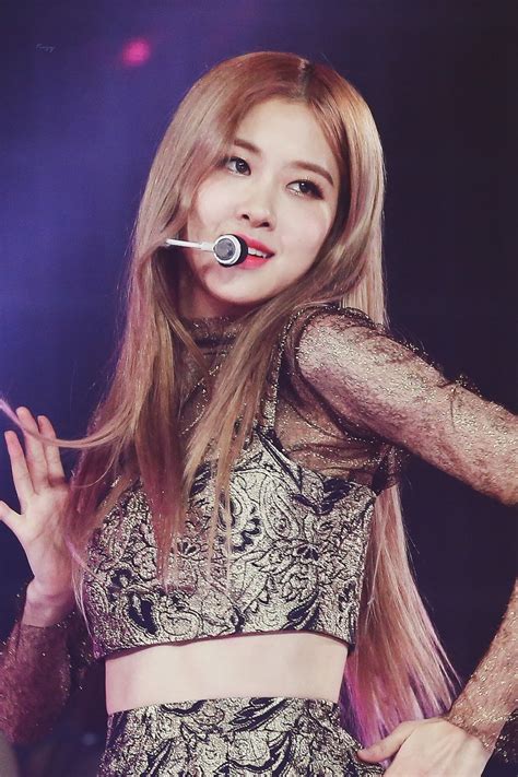 On friday, the south korean singer took to instagram stories and shared . Elle Australia Revealed Their Love For BLACKPINK's Rosé ...