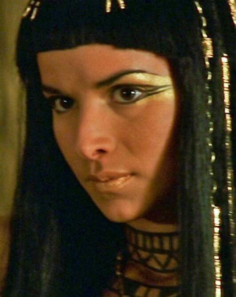 Patricia Velasquez In The Mummy Egyptian Makeup Egyptian Eye Makeup