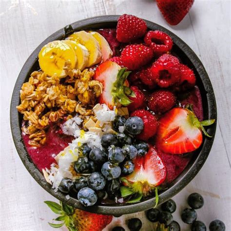 Now This Is Breakfast This Amazing Sunrise Acai Bowl Has My Mouth Watering Oder Your Makai