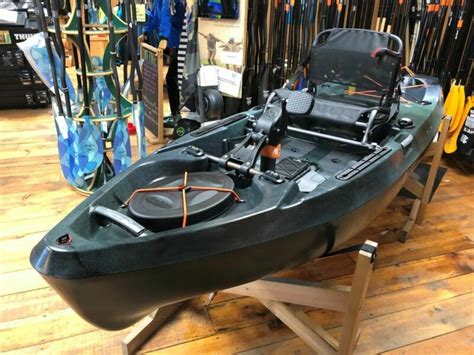 Old Town Topwater Pdl 106 Boreal Pedal Drive Fishing Kayak For Sale