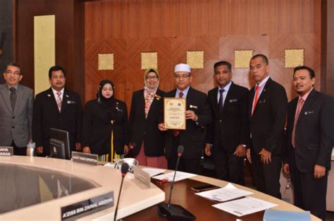 The national audit department is an independent government agency in malaysia that is responsible for carrying out the audits on the accounts of federal government, state government and federal statutory bodies as well as the activities of the ministry/department/agency and companies under the. Jabatan Audit Negara beri 5 Bintang kepada MPSP | Buletin ...