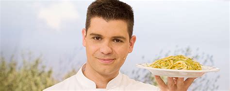 Eres una gran persona @sergi_fernandez admiro tu trabajo y la pasión con la que lo haces. Sergio Fernández: "La nevera tiene que ser una farmacia ...