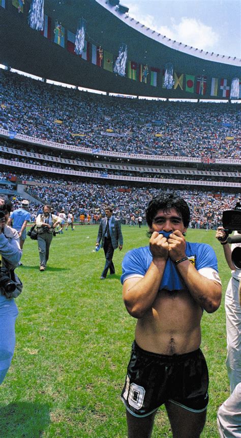 And receive a monthly newsletter with our best high quality wallpapers. Maradona Messi Wallpaper - Top Wallpapers