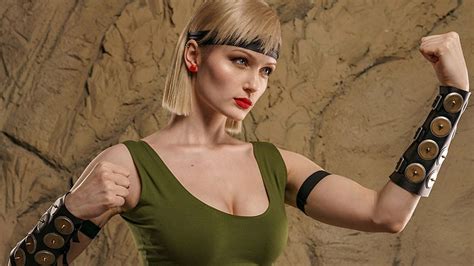 This Retro Sonya Blade Mortal Kombat Cosplay Is Amazing