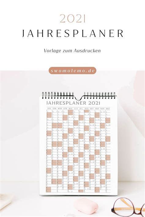 Hier findest du einen schönen zeitlosen kalender zum selbst ausdrucken. Kalender 2021 A4 Zum Ausdrucken - Kalender 2021 Digital ...