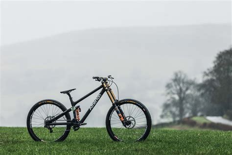Atherton Bikes Announces Product Development Partners For 2019 Bikebiz