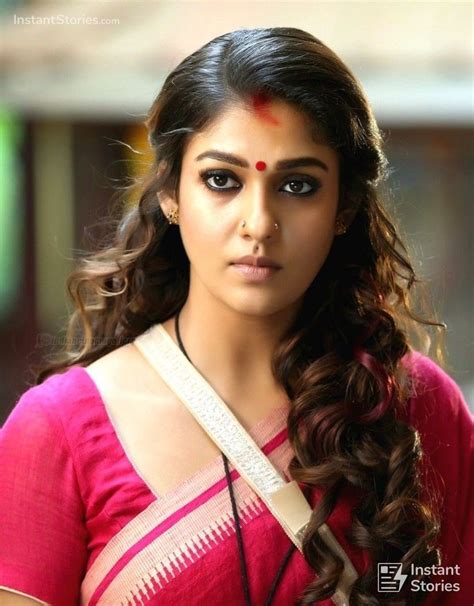 Nayanthara Beautiful Images In Saree