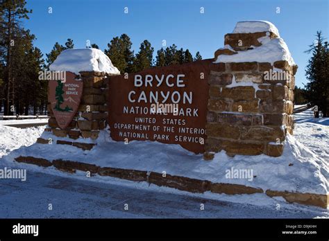 National Park Service Welcome Sign At The Entrance To Bryce Canyon