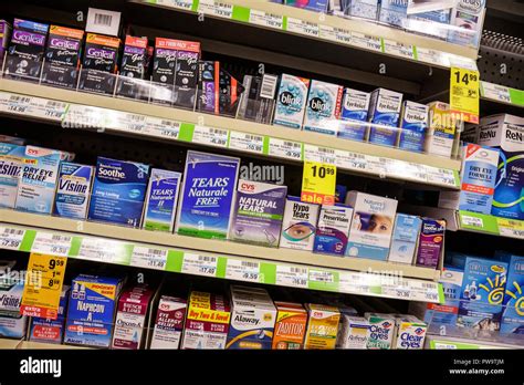 Eye drops packaging hi-res stock photography and images - Alamy