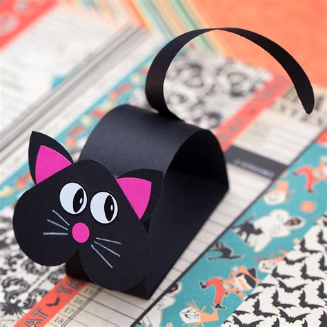 35 Crafts For Cat Lovers