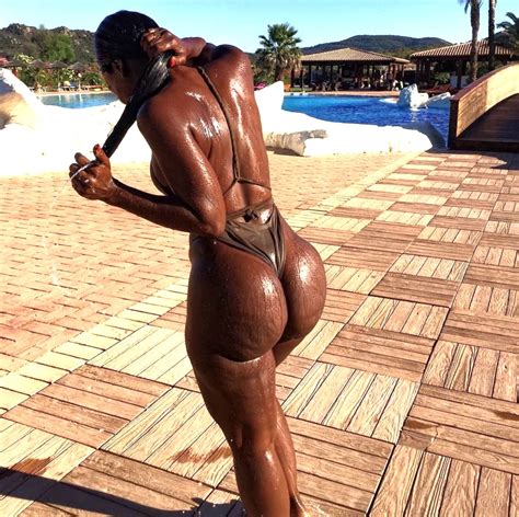 Very Shapely Chocolate Booty Porn Pic Eporner