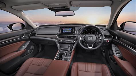 2019 honda accord sport 2.0t 2.0 liter 16 valve dohc vtec turbocharged i4 with direct injection (k20c4) 252 horsepower @ 6500 rpm. All-new 10th-generation Honda Accord debuts in Thailand