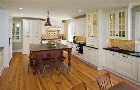 4.4 out of 5 stars. Allow Extra Room for Dining with a Large Kitchen Islands ...