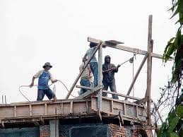 5 tukang (pak faktur dan 4 temannya) dalam waktu 2 bulan. Tukang Bangunan Rumah