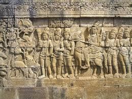 Cerita kebaikan ini dihimpun dalam sebuah kitab diwyawadana yang berarti perbuatan mulia kedewaan dan kitab lainnya yaitu awadanasataka atau seratus cerita awadana. Sejarah Bangunan Candi Borobudur | ASAL USUL DAN SEJARAH