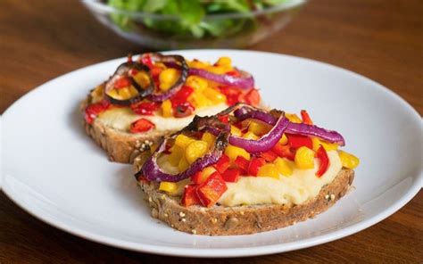 Pepper Onion And Sweet Corn Open Faced Sandwich With Smoked Almond
