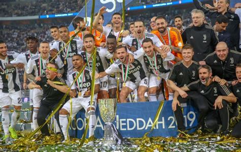 أما نادي نابولي فقد وصل إلى كأس السوبر الايطالية من بوابة كأس. كأس السوبر الإيطالي في السعودية يُنهي شراكة يوفنتوس وميلان ...